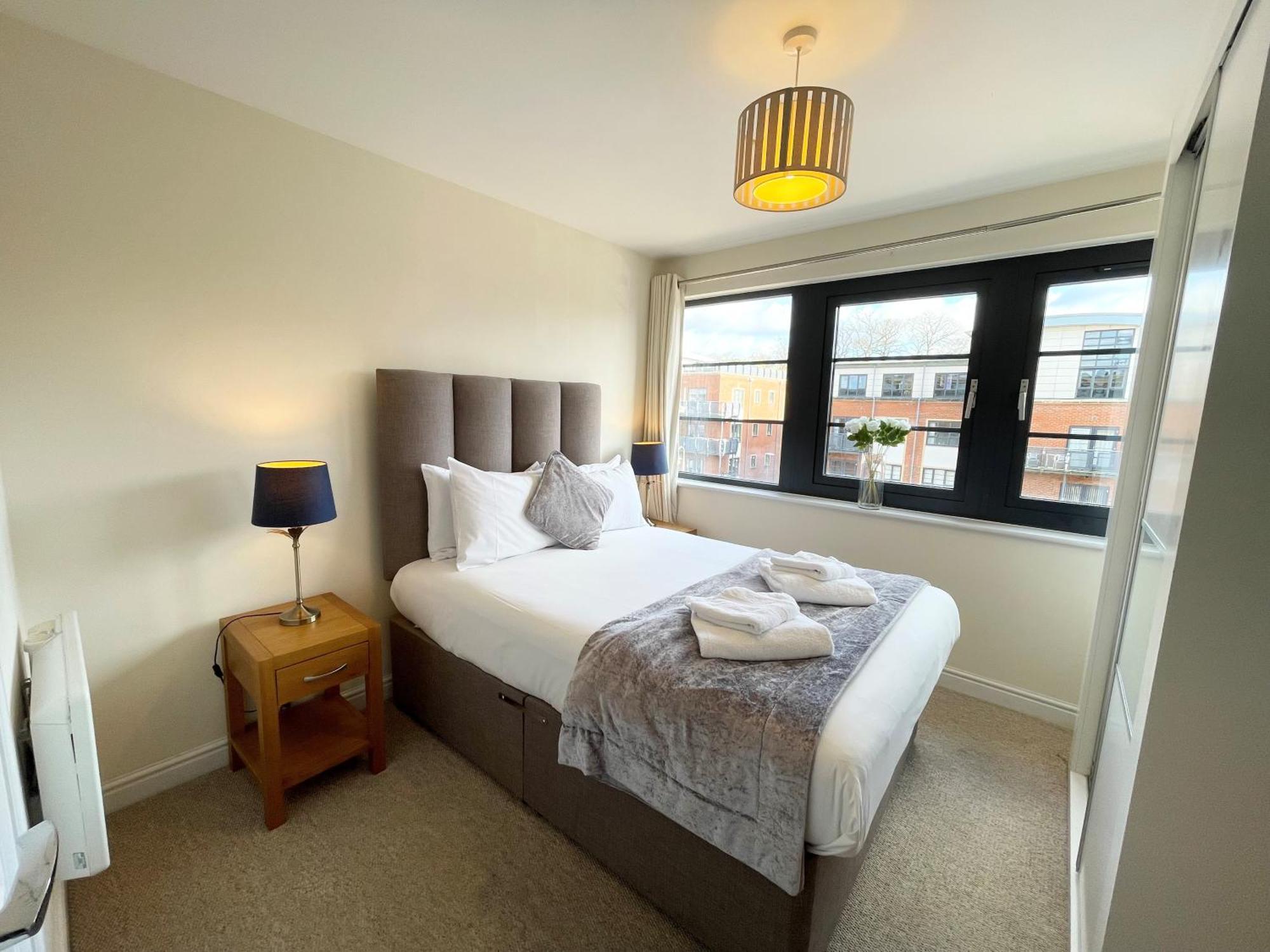 Blue Sky Apartments @Wallis Square, Farnborough Farnborough  Exteriér fotografie